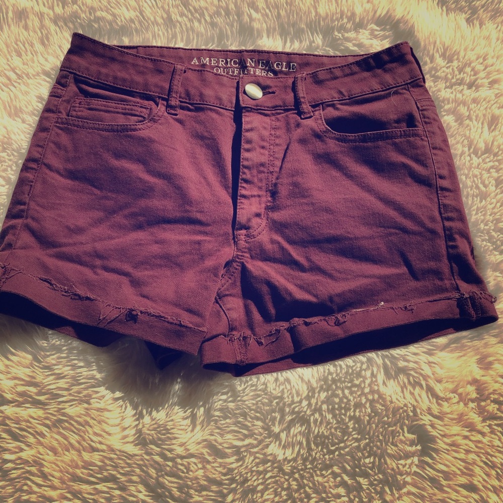 AE hi-rise shortie burgundy size 8